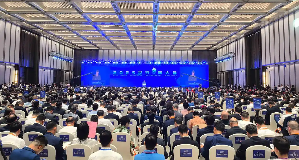 喜報！沃德精密董事長任向陽榮獲“廣東省非公有制經(jīng)濟人士優(yōu)秀中國特色社會主義事業(yè)建設(shè)者”稱號